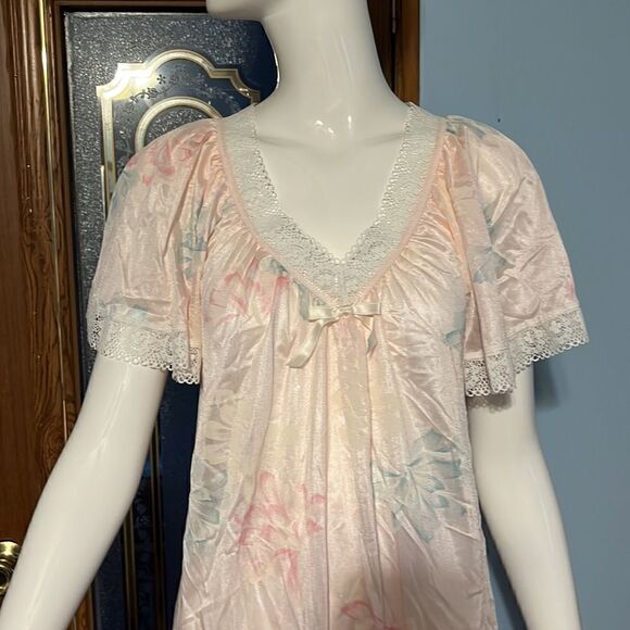 Miss Dira Lingerie - Picture 2 of 7